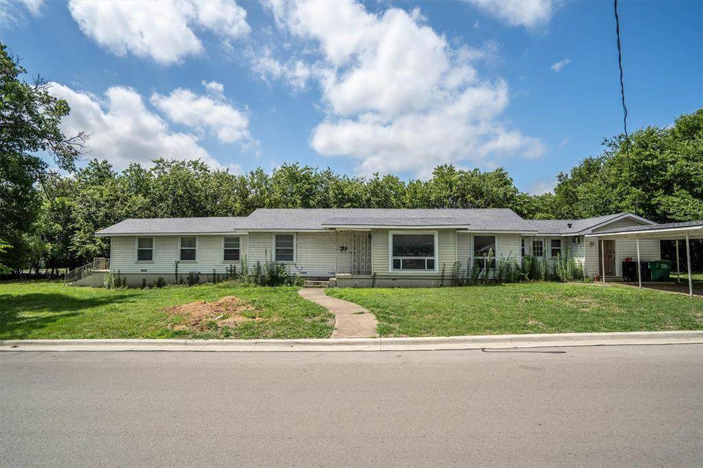 1819 Panhandle Street - Photo 1