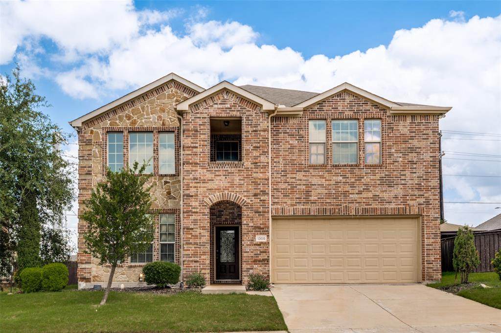 1305 Lone Pine Drive - Photo 1