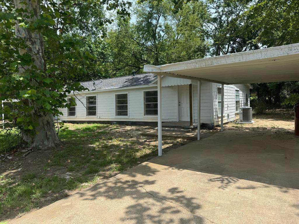 560 Athens Street - Photo 1