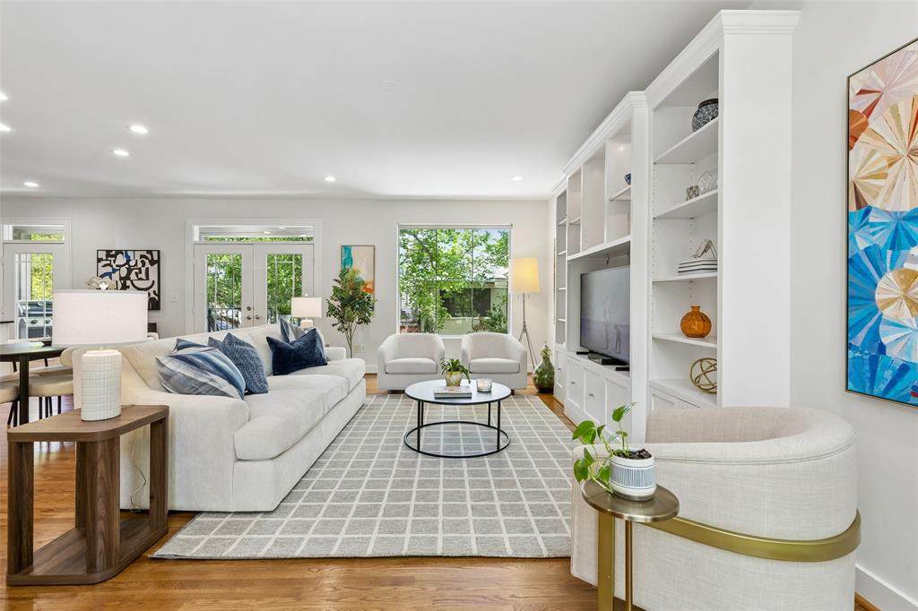 4241 Rawlins Street - Photo 1