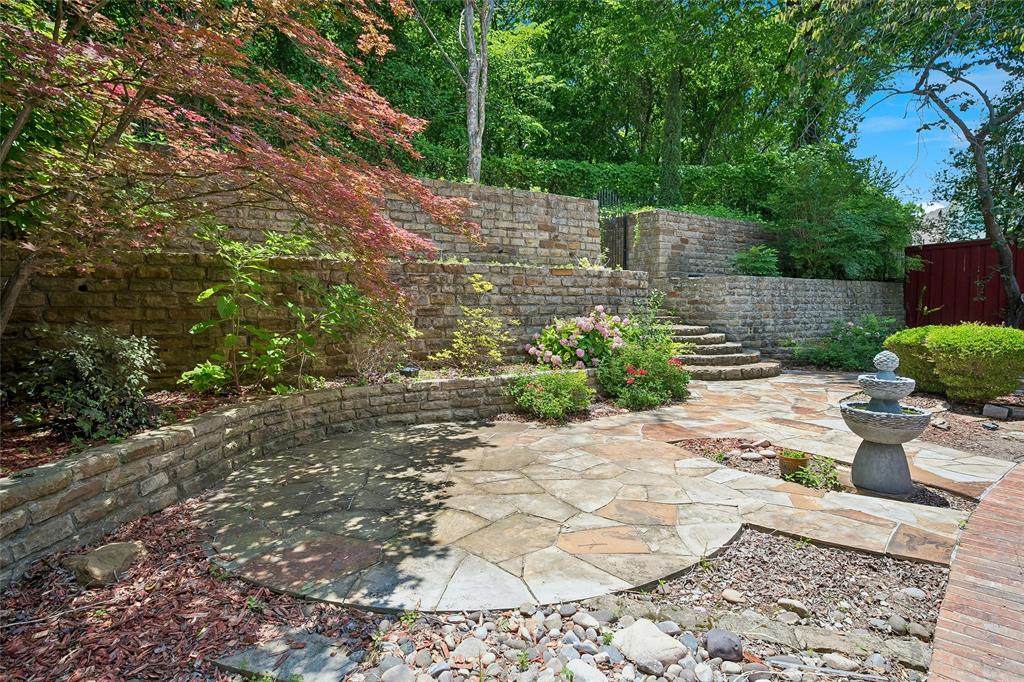 8141 Rosemont Drive - Photo 1