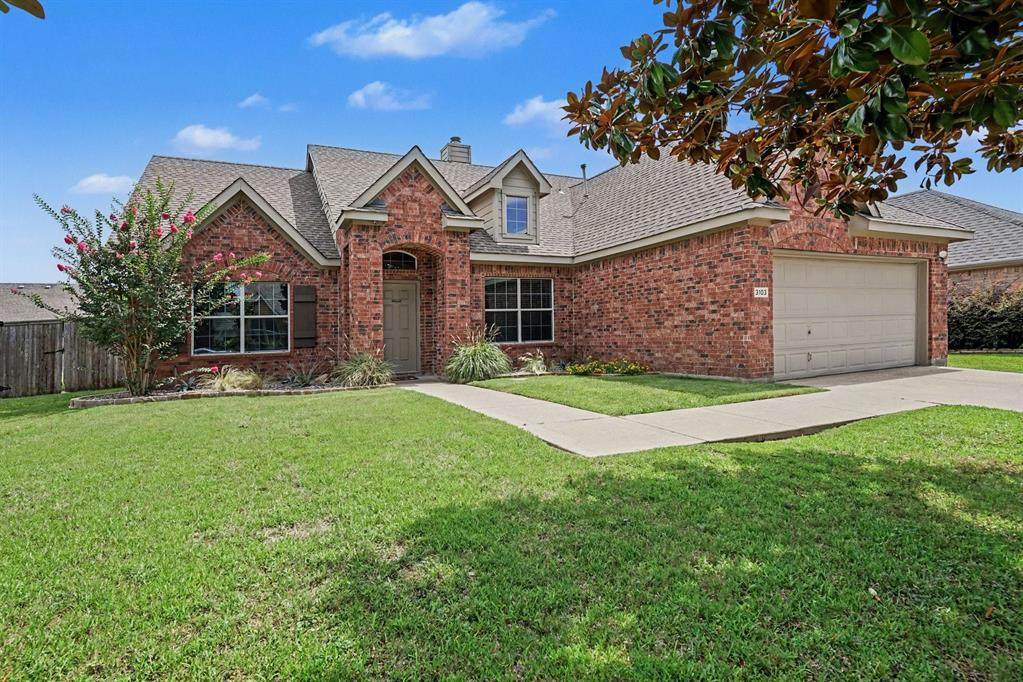 3103 Glenwood Drive - Photo 1