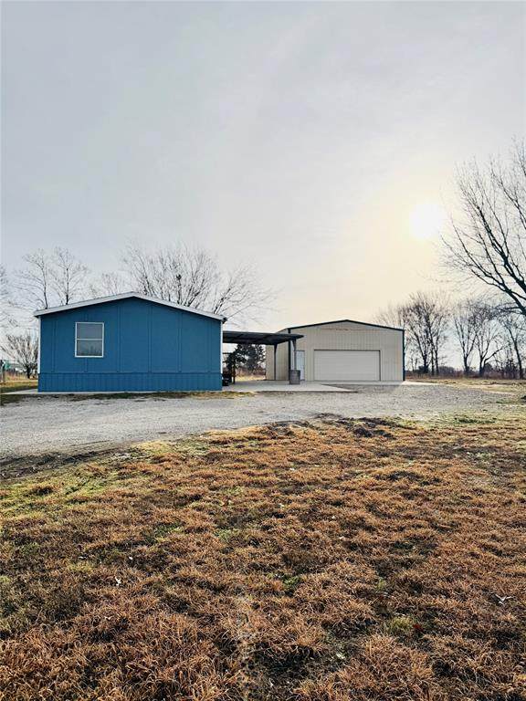6553 Private Road 2270 - Photo 1