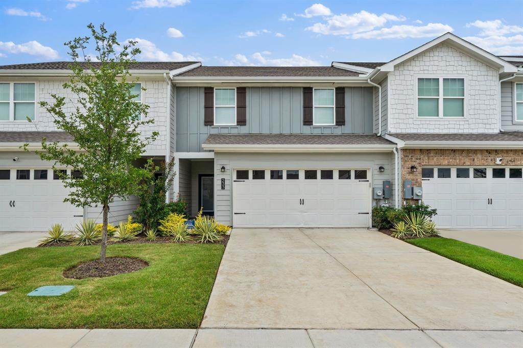 233 Berthe Court - Photo 1