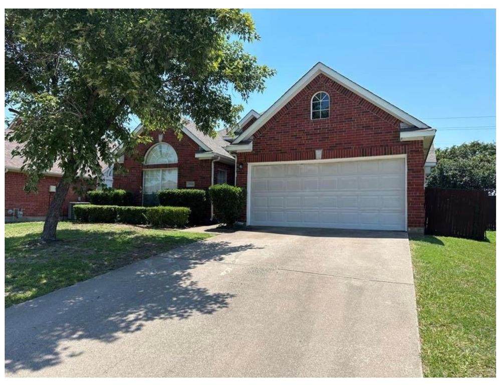 3904 Ridge Gate Drive - Photo 1