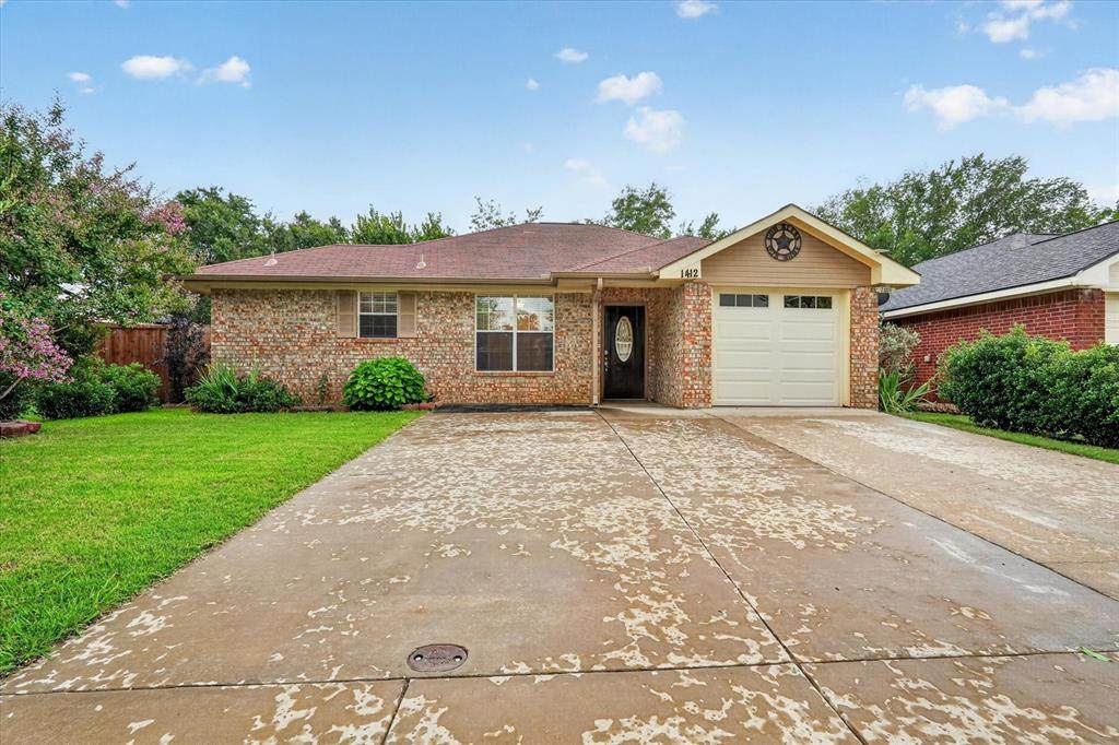 1412 Paco Trail - Photo 1