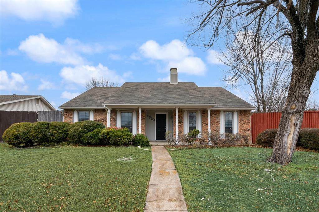 1323 Rivercrest Boulevard - Photo 1