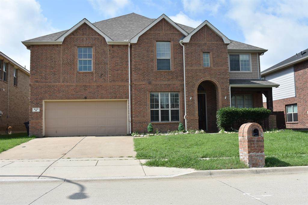 425 Crown Oaks Drive - Photo 1