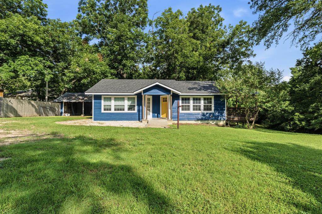 603 Avenue A - Photo 1
