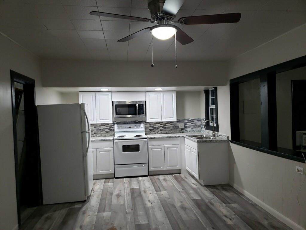 108 Monterey Street - Photo 1