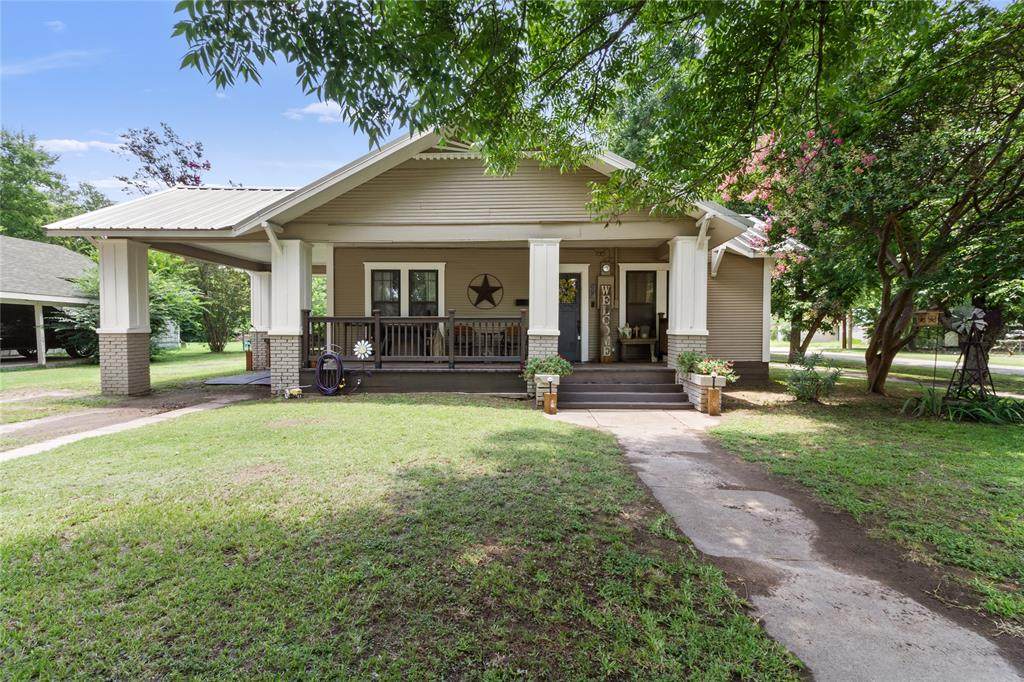 600 Elm Street - Photo 1