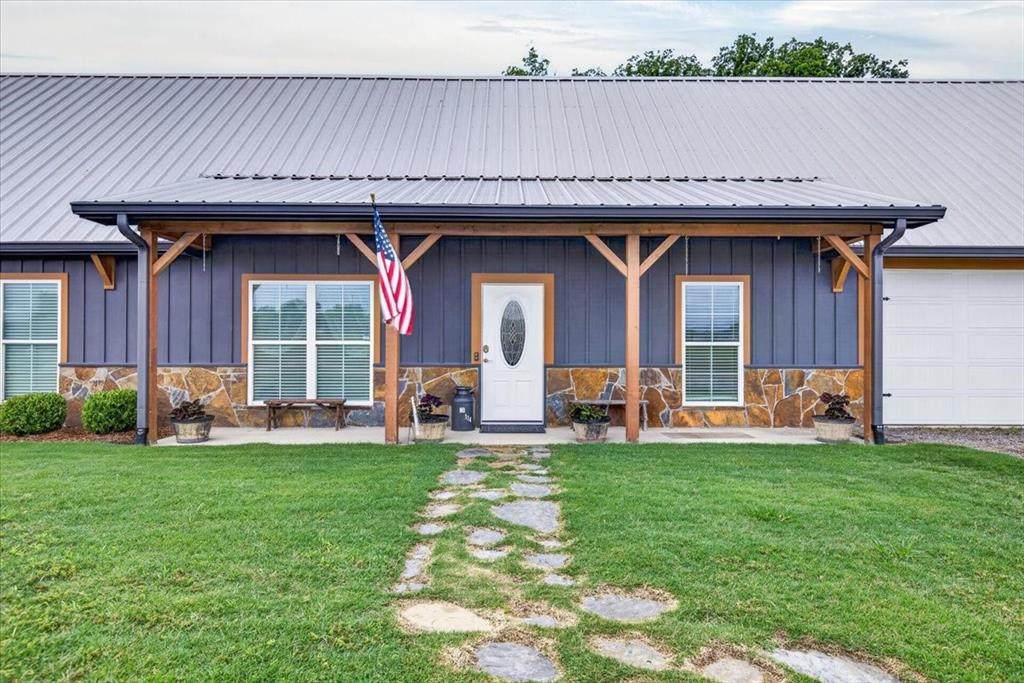 114 Lakewood Road - Photo 1