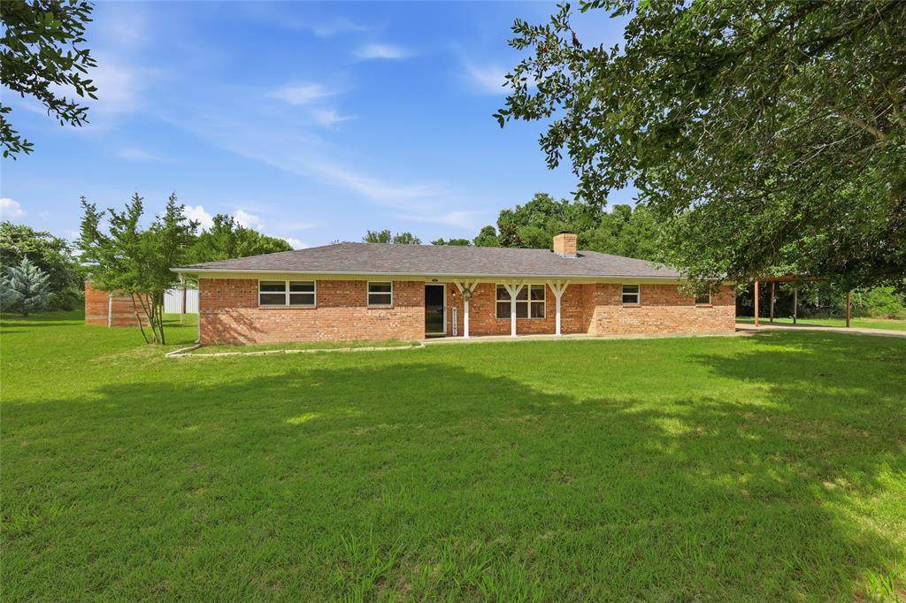 101 Pleasant Valley Lane - Photo 1