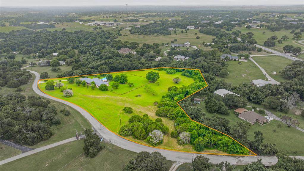 118 Pleasant Valley Lane - Photo 1