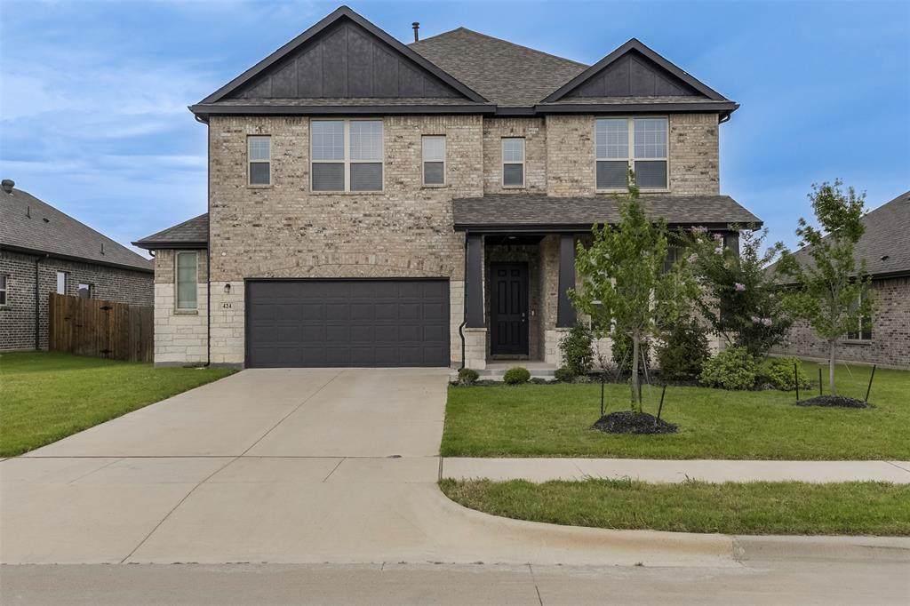 424 Burrow Drive - Photo 1