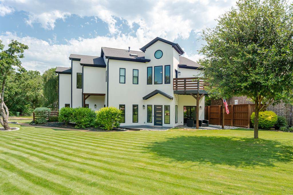 2856 Peninsula Drive - Photo 1