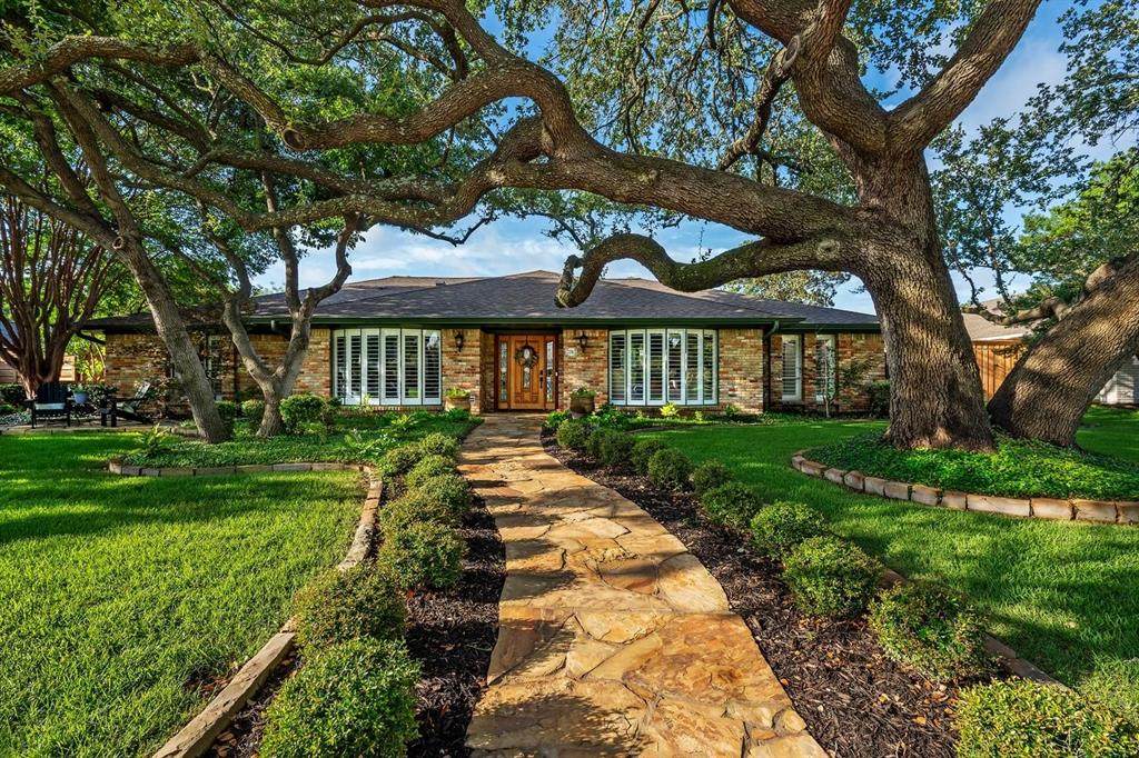 7240 Hunters Ridge - Photo 1