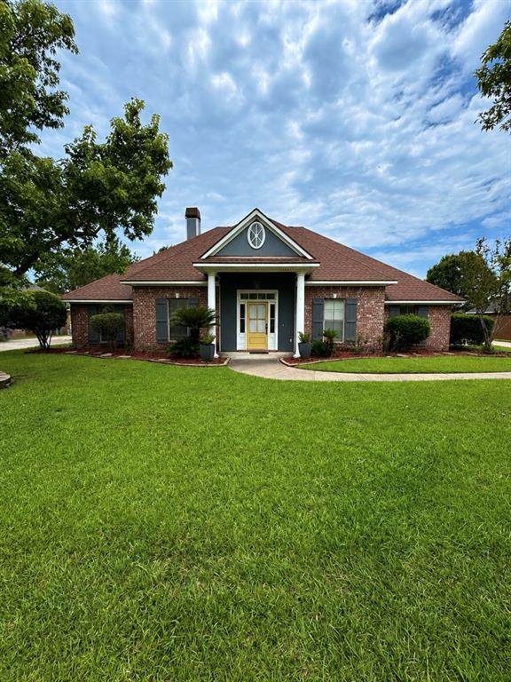 1812 Bayou Bend - Photo 1