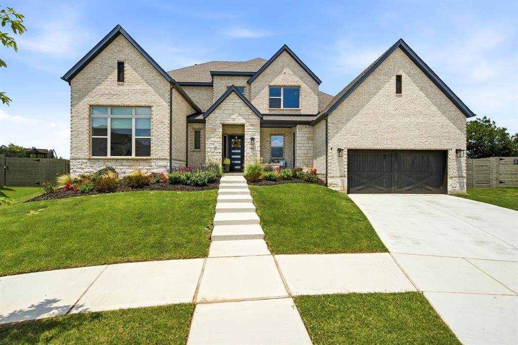 2033 Longspur Drive - Photo 1