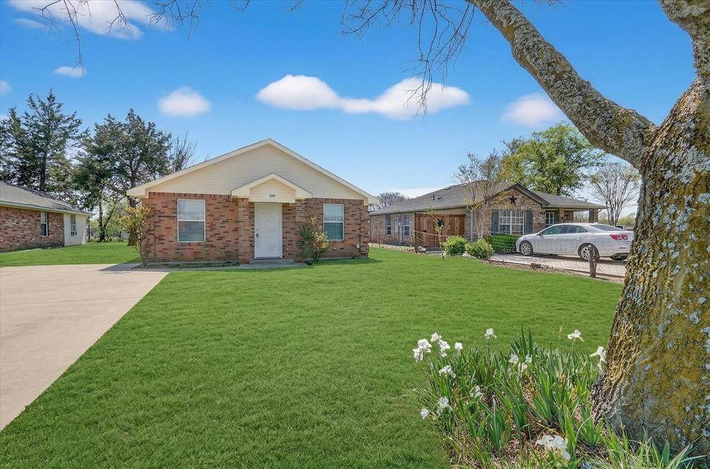 509 Cedar Street - Photo 1