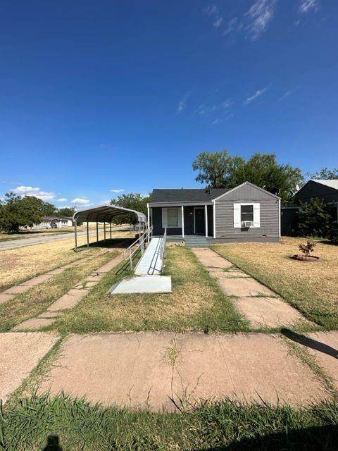 1301 Sewell Street - Photo 1