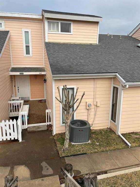 640 Harbor Drive - Photo 1