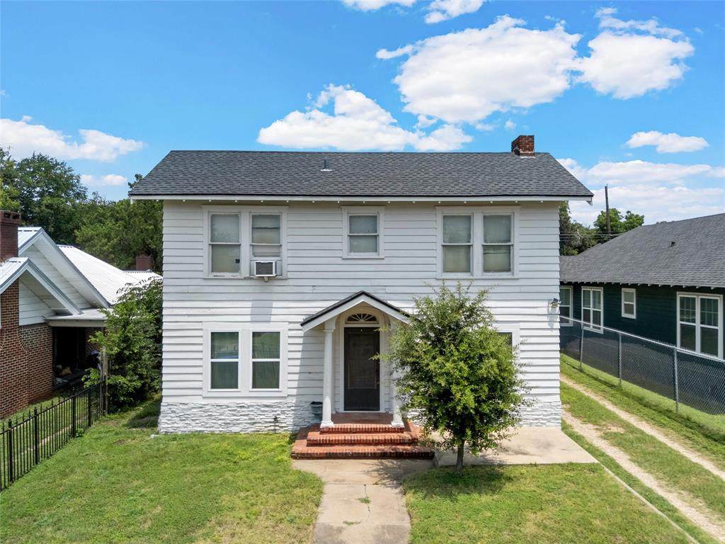 2605 Homan Avenue - Photo 1