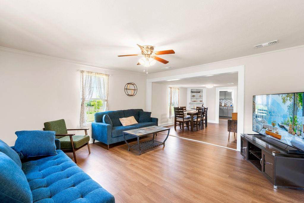 8869 County Road 1617 - Photo 1