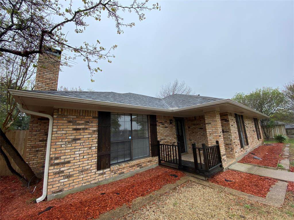 307 Wildwood Lane - Photo 1