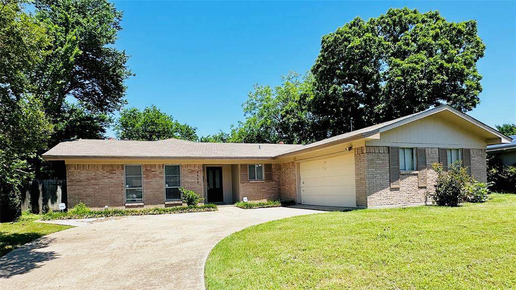 4720 South Drive - Photo 1