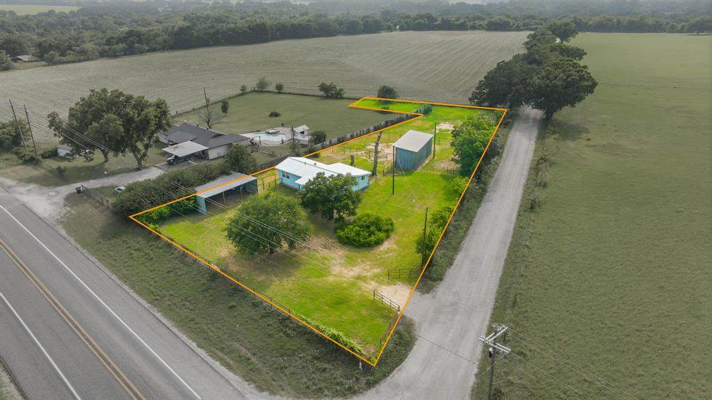 25263 Us Highway 281 - Photo 1