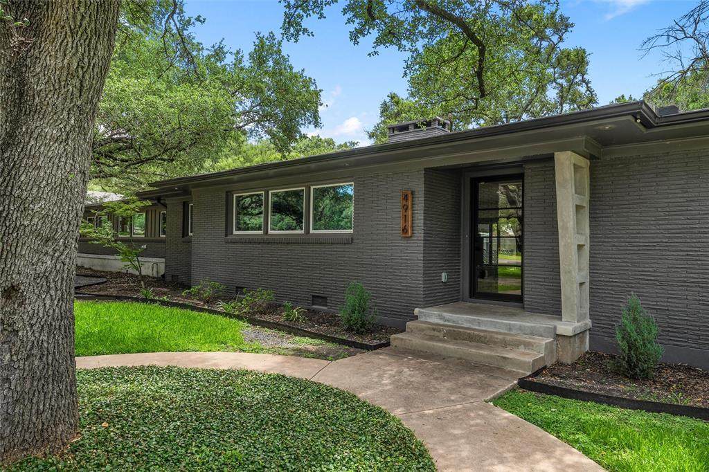 4916 Ridgeview Drive - Photo 1