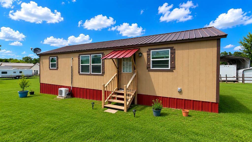 273 Holiday Village Drive - Photo 1