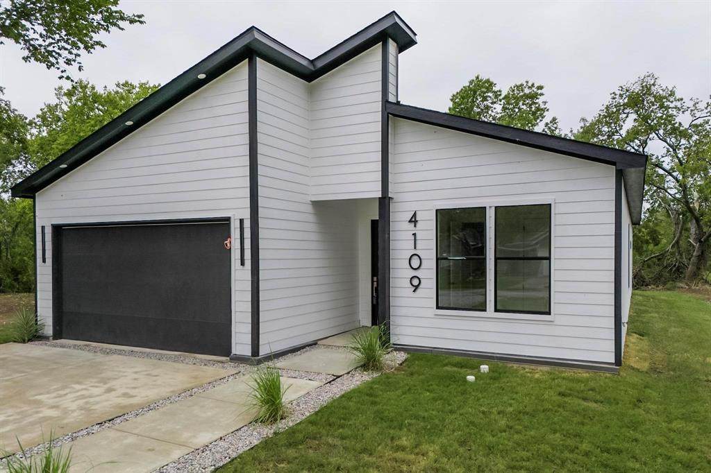 4109 Rupert Street - Photo 1