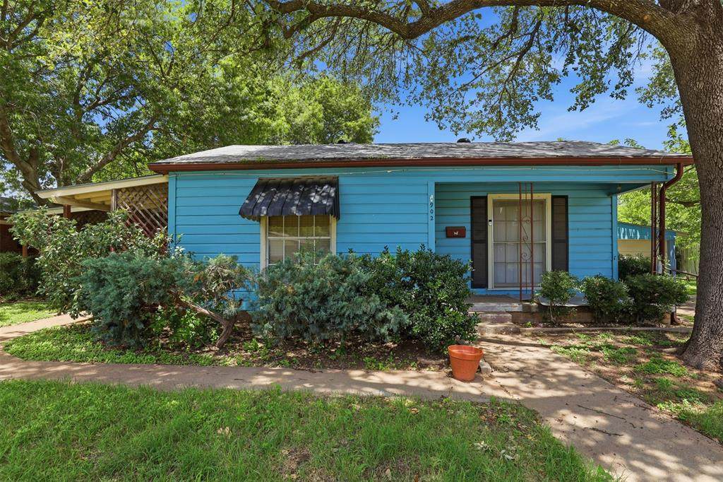 902 Bridge Street - Photo 1
