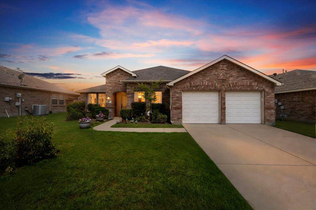 308 Creekwood Trail - Photo 1