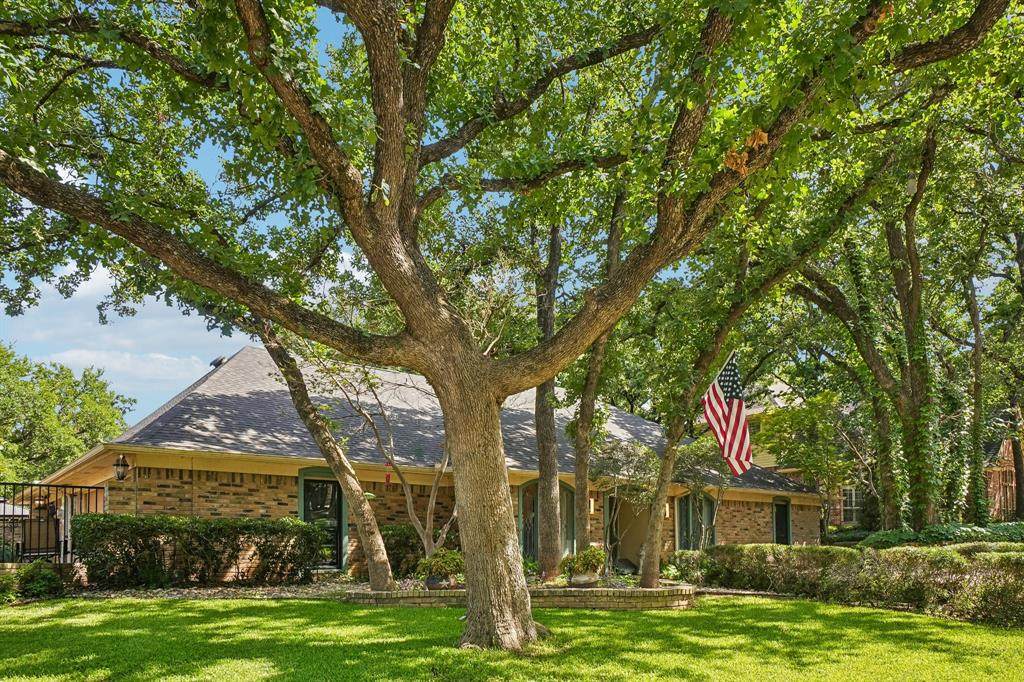 6102 Waterview Drive - Photo 1