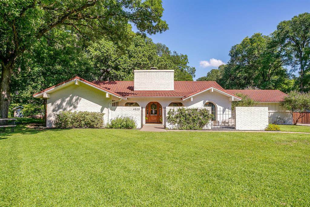 4325 Elmwood Drive - Photo 1