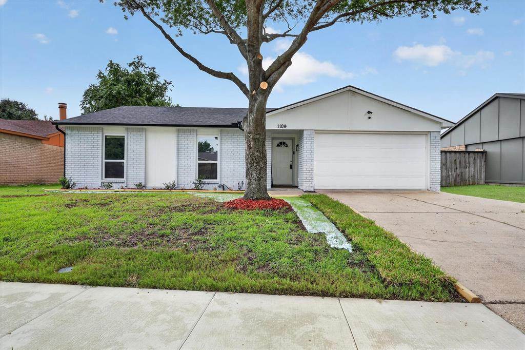 1109 Coffeyville Trail - Photo 1