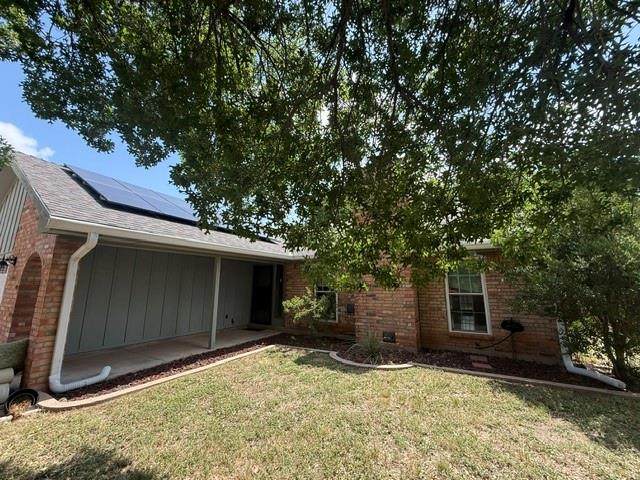 1949 Chimneywood Court - Photo 1
