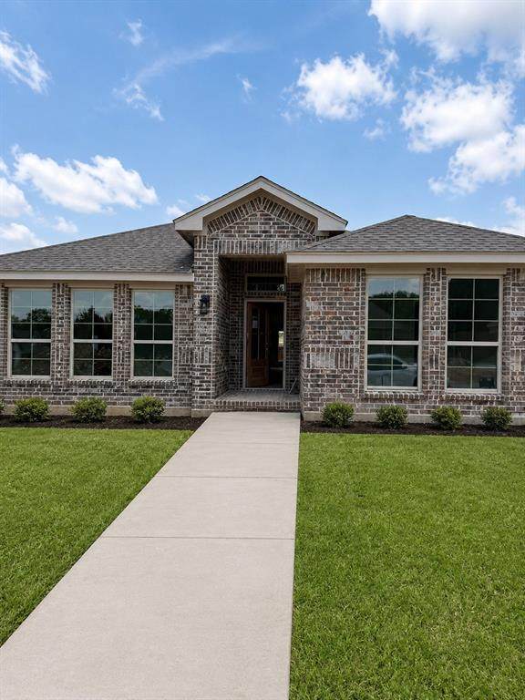 1422 Quail Creek Drive - Photo 1