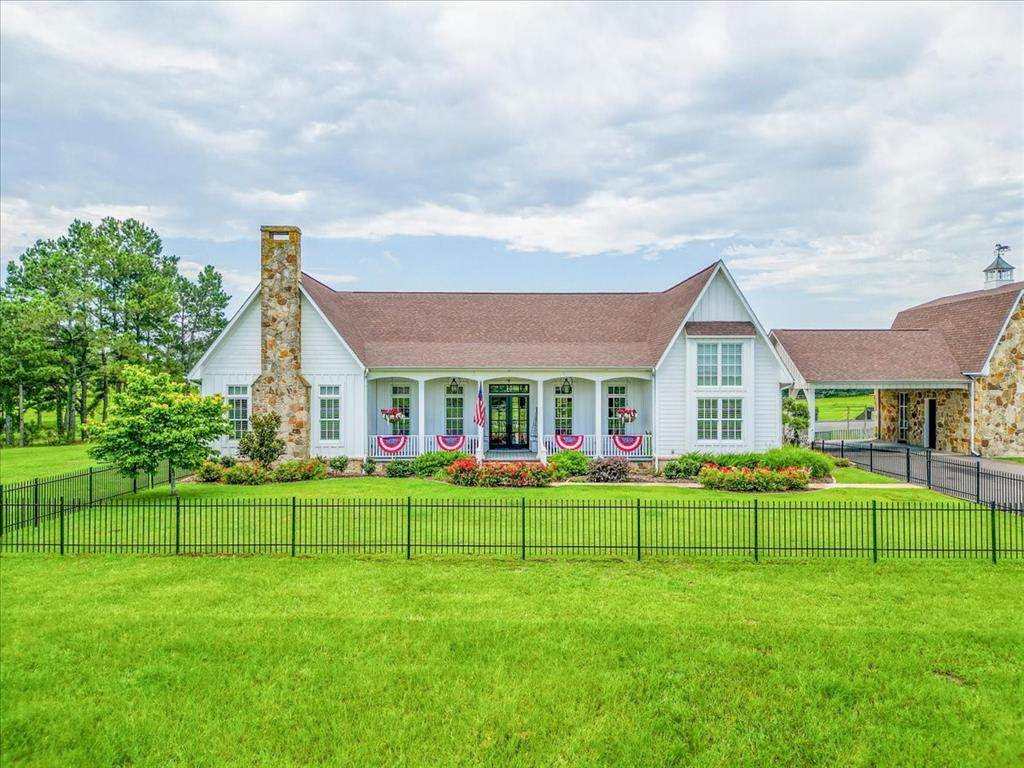 548 County Road 2301 - Photo 1