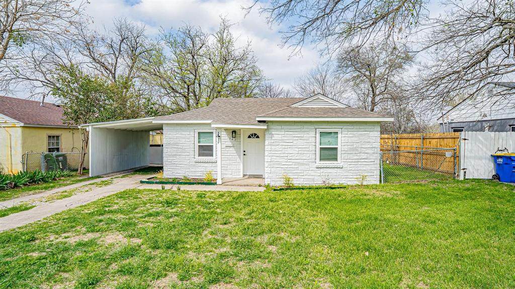 542 Redford Lane - Photo 1