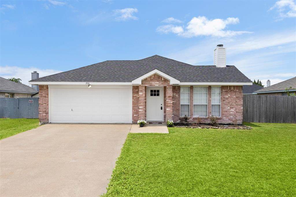 1516 Rockwall Avenue - Photo 1