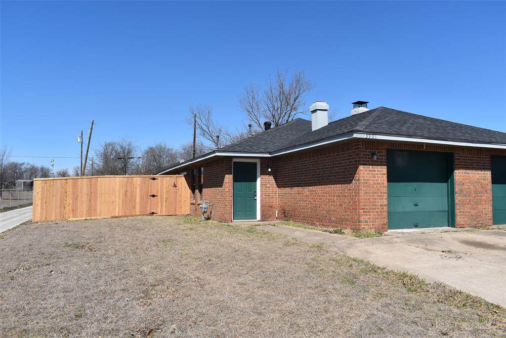 3901 William Street - Photo 1