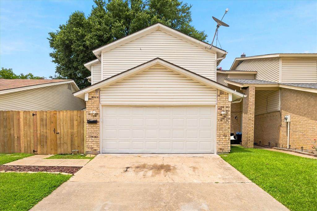 4913 Burlingame Drive - Photo 1