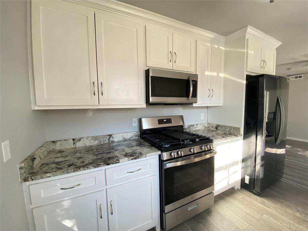 3130 Hillglenn Road - Photo 1