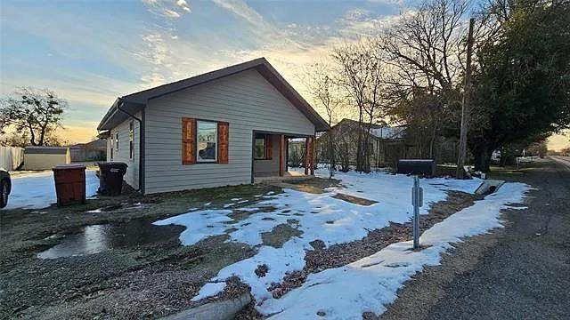 706 N Main Street - Photo 1