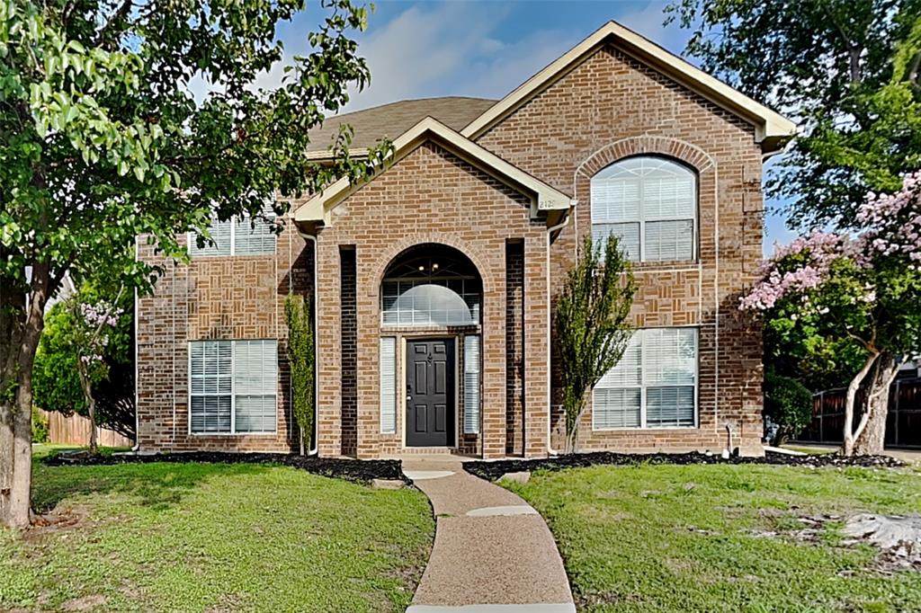 2129 Carrington Avenue - Photo 1