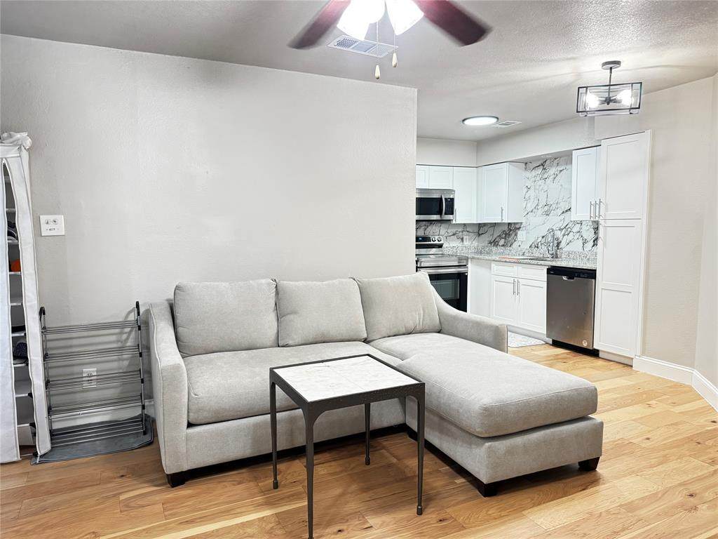 9833 Walnut Street - Photo 1
